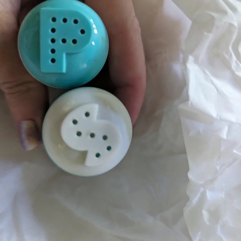 Vintage salt and pepper D.C.